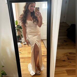 Meet your Posher, Jazmin